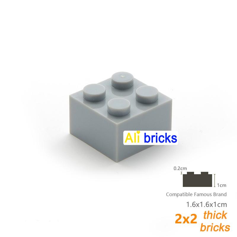 20pcs/lot DIY Blocks Building Bricks Thick 2X2 Educational Assemblage Construction Toys for Children Compatible With Brand
