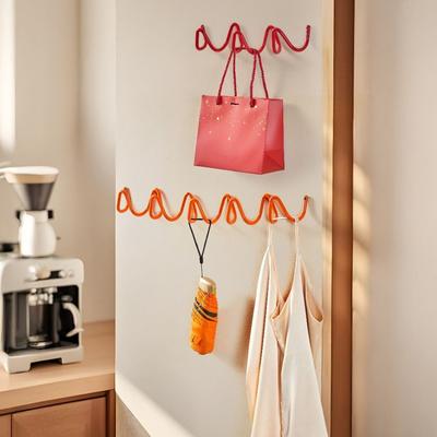 Durable Wavy Shape Metal Wall Hook Minimalist Waterproof Door Back Clothes Hook Creative Wall Mounted Key Hook Rack Towels