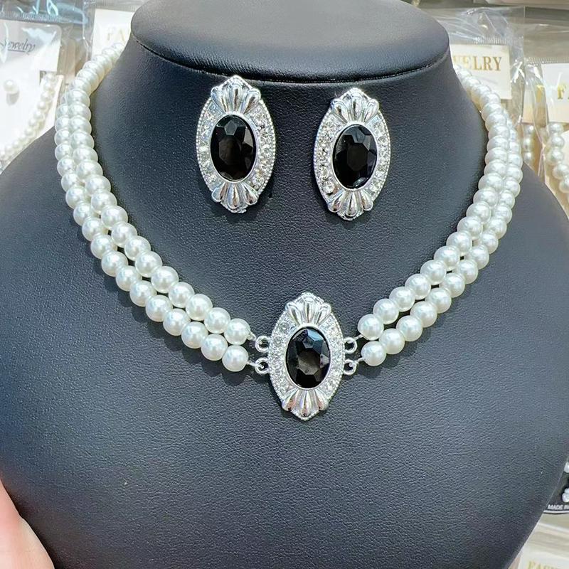 Imitation Pearl Jewel Earrings Necklace French Retro Court Style Double Pearl Beaded Jewelry Set