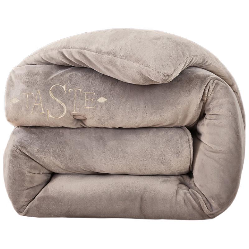 

Southern Life Comfort Plush Winter Quilt