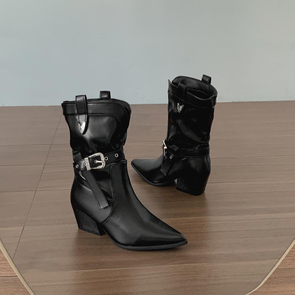 Black British Style Pointed Thick Heel Boots Women's 2025 New Autumn Small Man Height Increase Thin Short Boots Knight Boots