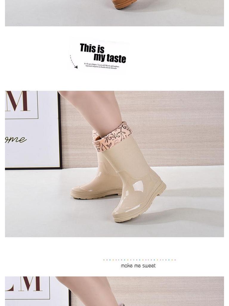 Women's Waterproof Thick-Soled Mid-Calf Rain Boots - Non-Slip, Wear-Resistant, Warm Rubber Shoes for Work and Wading.