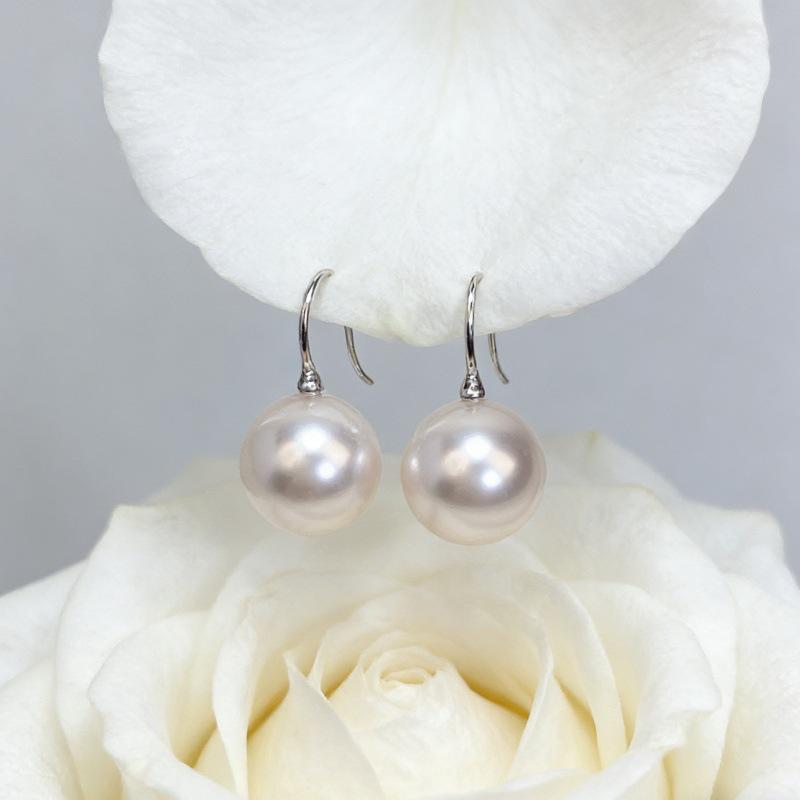 Stylish S925 Sterling Silver Pearl Earrings: Light Luxury Korean Style Ear Hooks and Studs
