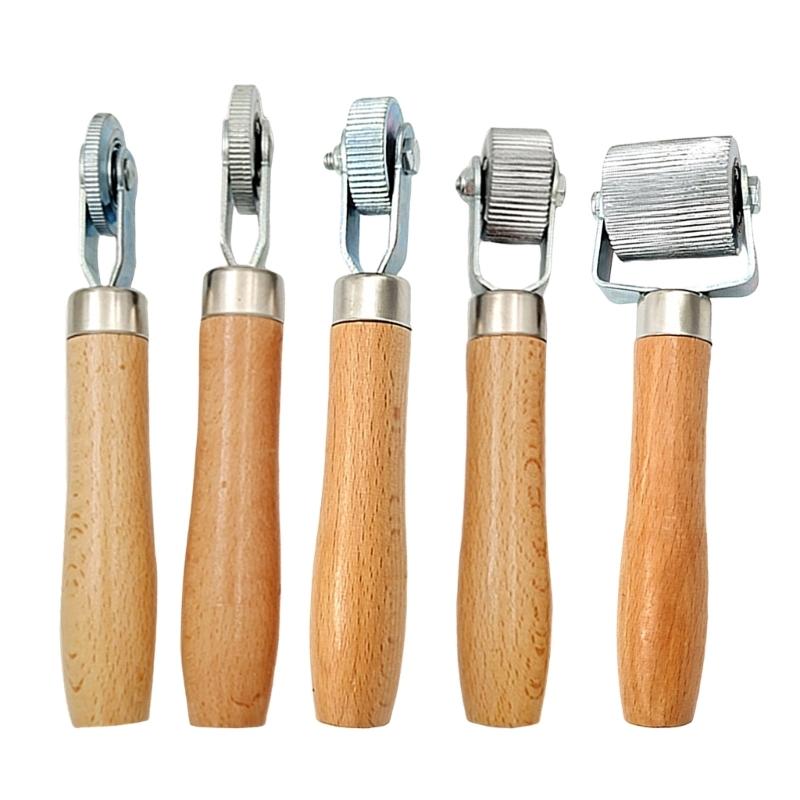 Heavy Duty Car Muffler Roller Installation Tool With Wooden Handle And Alloy Steel Construction For Professional Mechanics