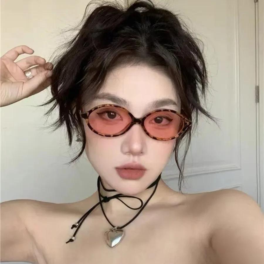 Ochelari de Soare Trendy Mici Retro Ovali pentru Femei Vintage Rotunzi Steampunk Ochelari de Soare Nuante Fashion Femei Nuante Oculos UV400