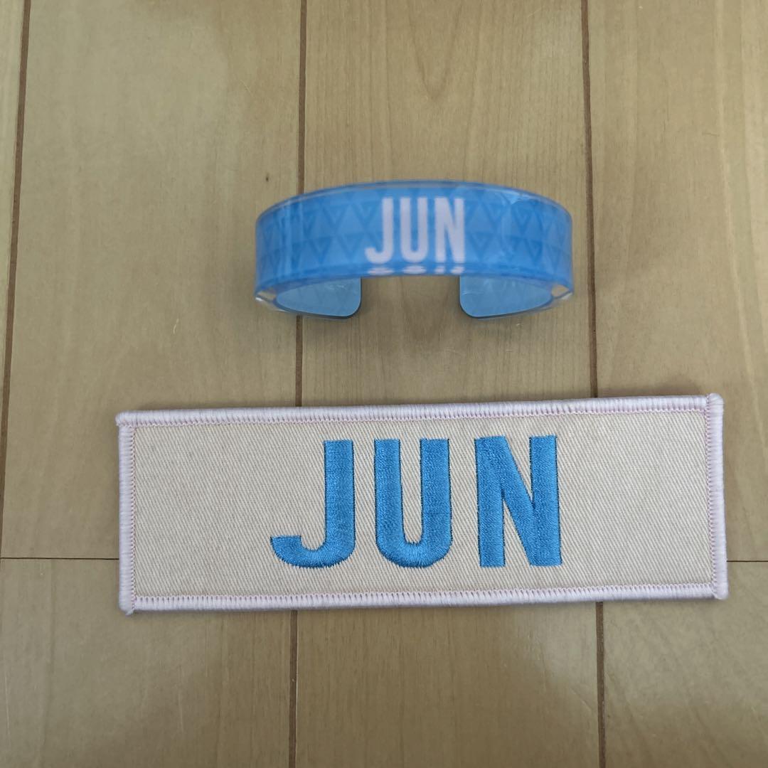 

[USED] Seventeen Jun Patch Acrylic Bangle DIAMOND EDGE