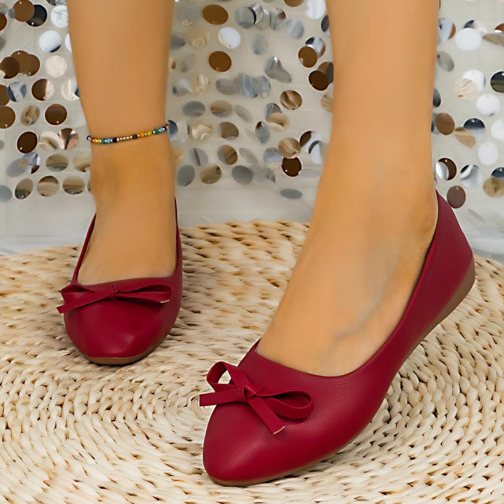 2026 New Women Comfortable Flats Shoes Fashion Slip-on Loafers Elegant Flat Shoes Ladies Lightweight Outdoor Sneakers Women