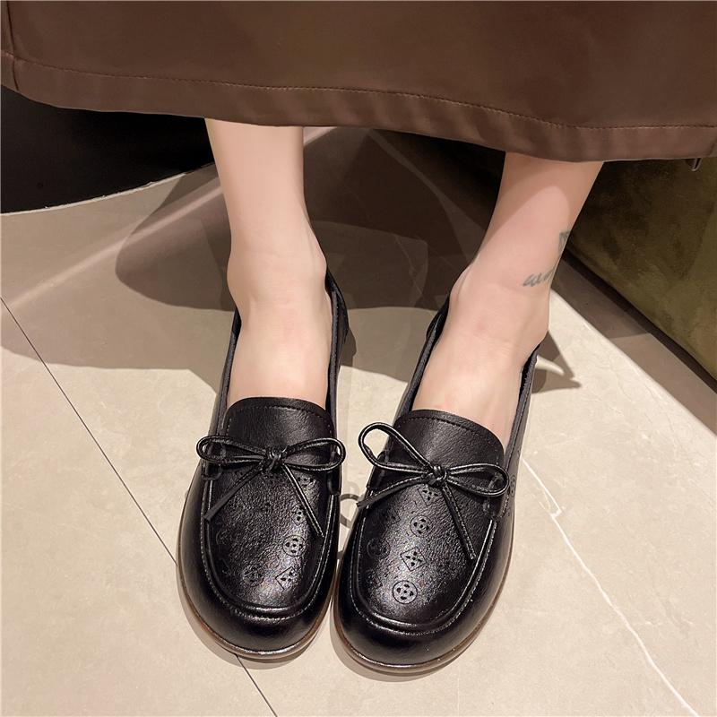 Women Casual Shoes Women Flats Shoes Loafers Slip on Ladies Light Fur Moccasins Designer Shoes Zapatos Mujer