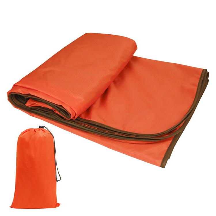 Wholesale Portable Foldable Picnic Blanket Polar Fleece Windproof Waterproof Down Camping Blanket for Outdoor 150x200cm