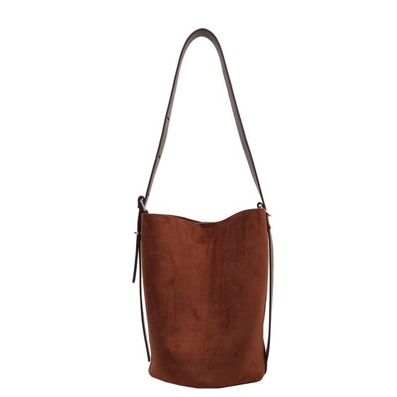 

Retro Soft Leather Bag Women s 2026 New Casual Commuter Shoulder Bucket Textured Mother one size