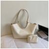 2026 Autumn High-End Retro Woven Large Capacity Women's Shoulder Bag with Mother-Child Feature