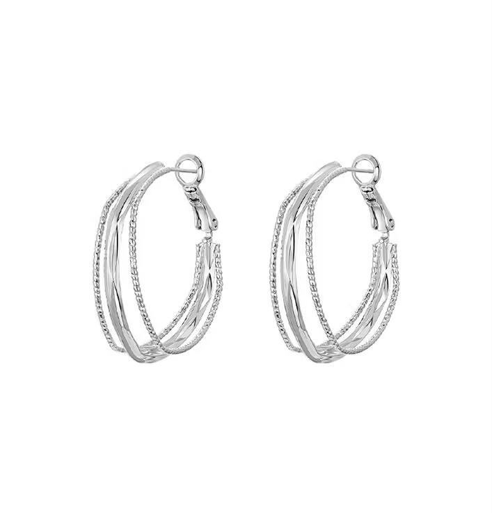 

Серьги-кольца серебряного цвета с геометрическим узором для женщин, трехслойные, полые, круглые, висячие серьги-подвески, модные, простые, металлические украшения