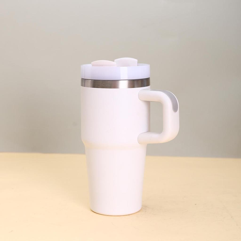 Tazza da auto in acciaio inossidabile da 20 oz con manico e cannuccia, Raffreddatore di ghiaccio termoisolato per bambini