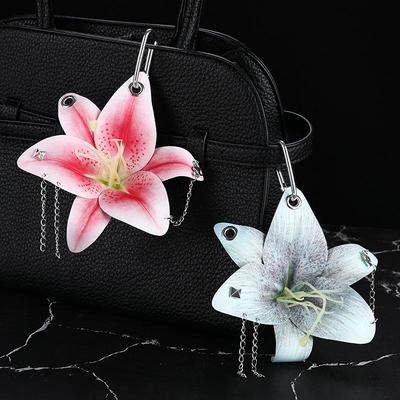Kreativní klíčenka s umělým květem orchideje a lilie, ozdobný doplněk na batoh