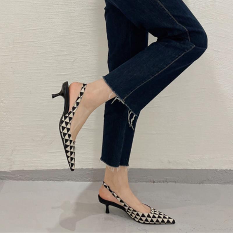 Módní špičaté dámské sandály 2024 nové letní formální boty tenké vysoké podpatky elastický pásek dámské mules