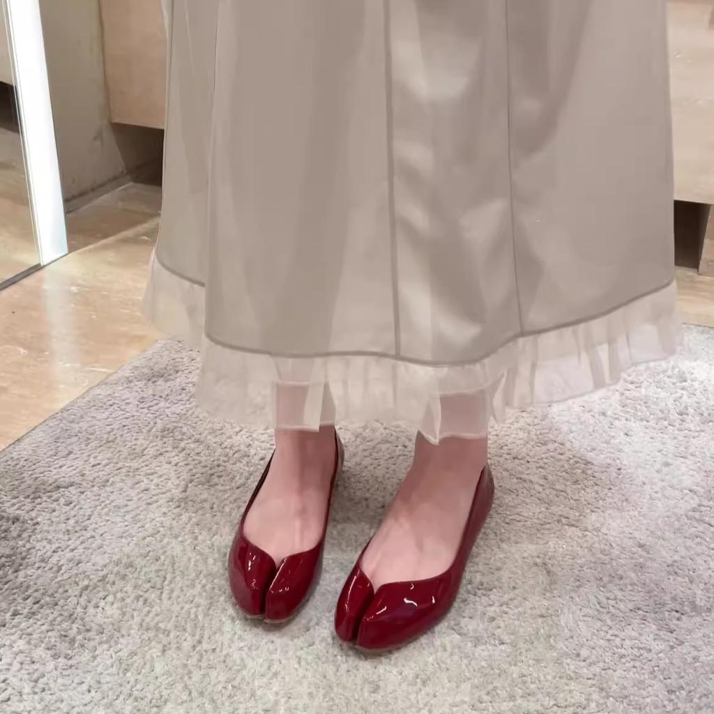 Cowhide version~ Genuine leather red flat-bottomed split-toed shoes women's new pig's trotters, horseshoes, one-pedal ballet light mouth single shoes