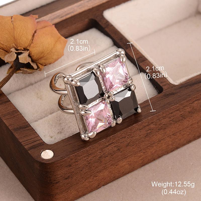 Cold wind geometric ring does not fade ins hollow lines European beautiful woman jewelry retro ring
