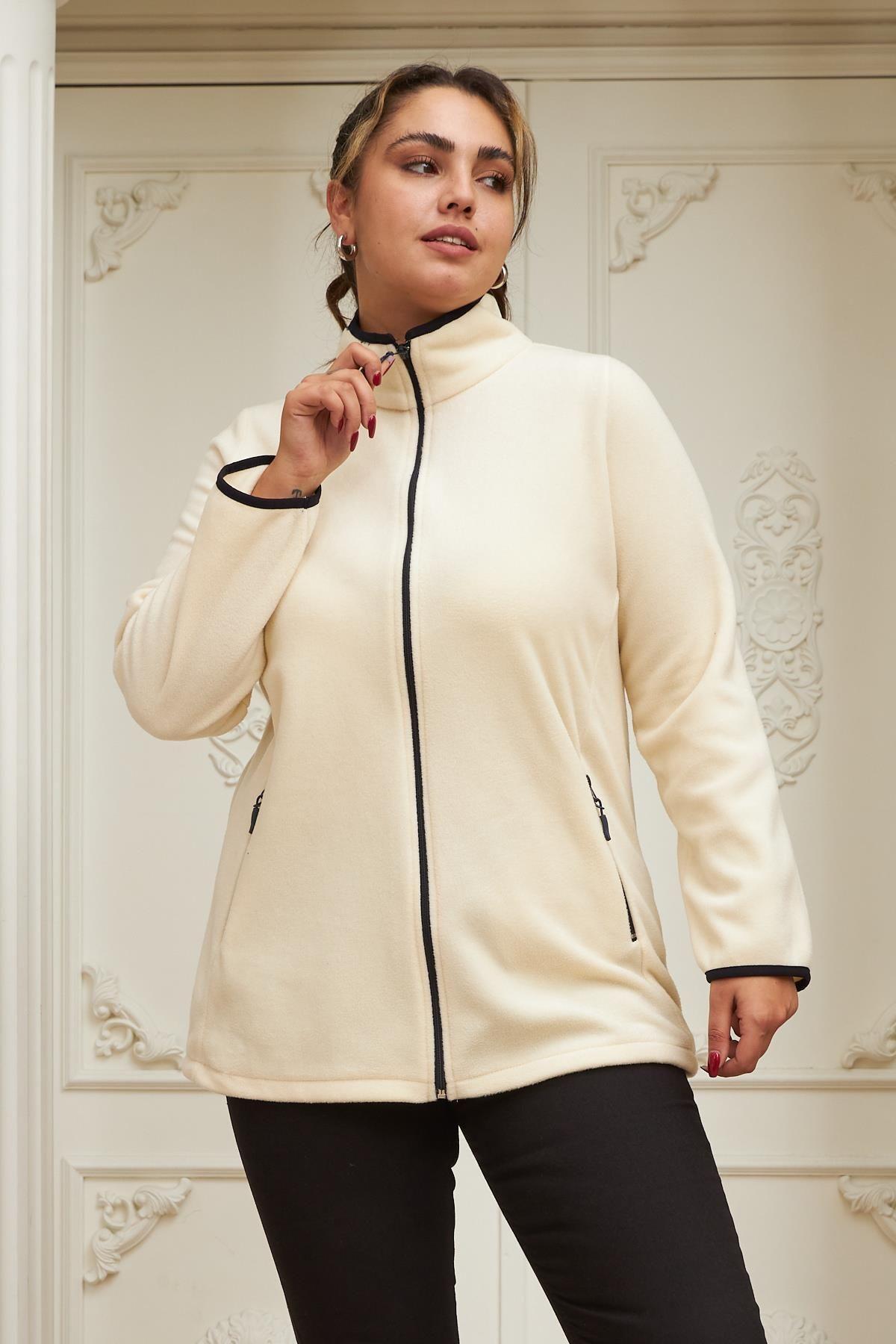 

Women s Style Big Size Sweatshirt Plus Size Ecru Fleece With Sleeve Piping Detail 7XL