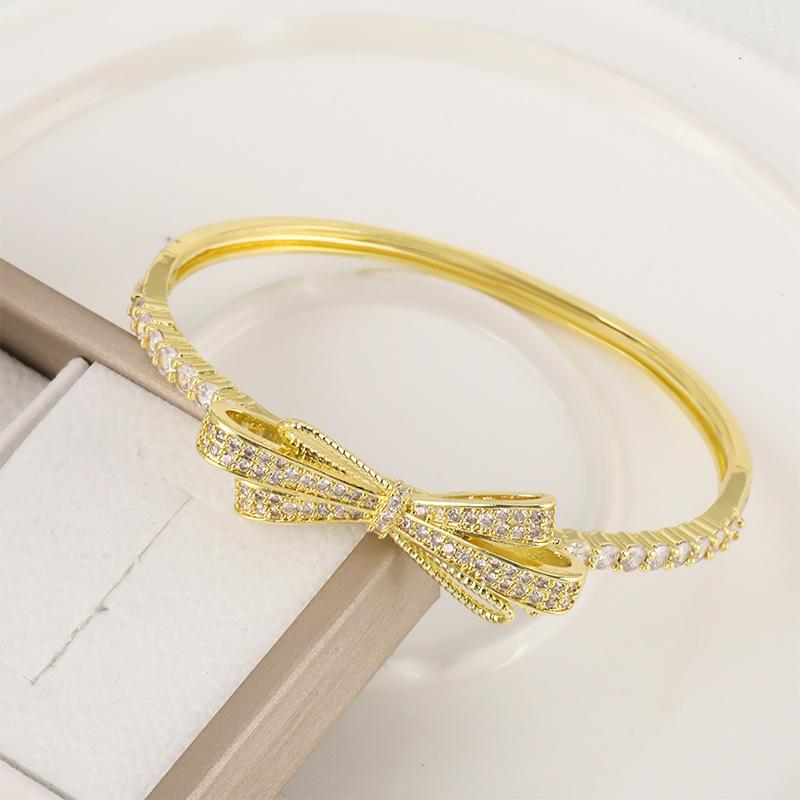 European and American Classic Luxury Stone Bow Colorful Zircon Bracelet Hand Jewelry