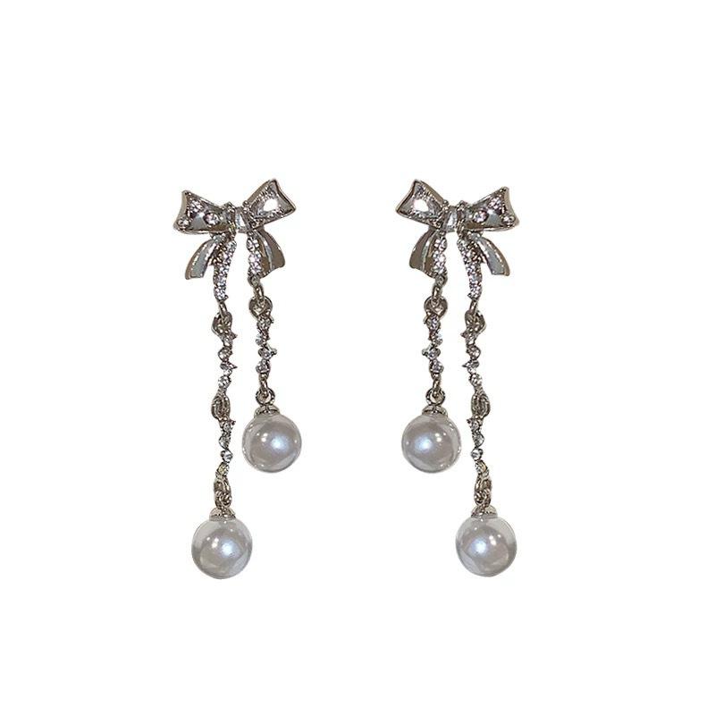 Flash Diamond High-end Exquisite Bow Fringed Earrings Women's New Unique Temperament Earrings Versatile Sweet and Trendy Earrings