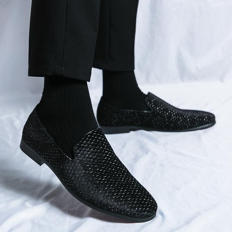 Velvet Men Loafers Luxury Brand Slip On Pointed Toe Party Wedding Shoes Fashion Flats