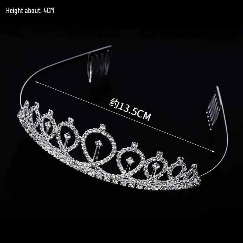 טופר לעוגה תחרה ומלכותי - עיצוב כיסוי ראש מלכה לחתונות וימי הולדת