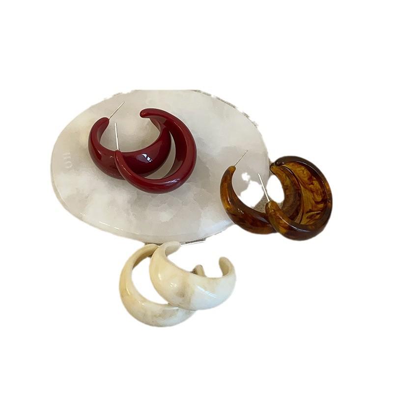 Elegante C-förmige Harz-Creolen für Damen - Koreanische Mode, vielseitig und stilvoll