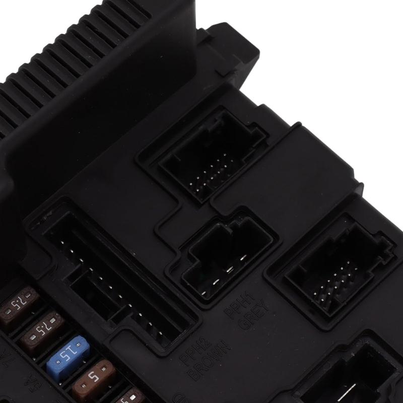 Auto Motor Sicherungen Box Control Modul Montage Geeignet für Scenic 2 8200306033 8200306033B 65066A S118399200F 8200306032C