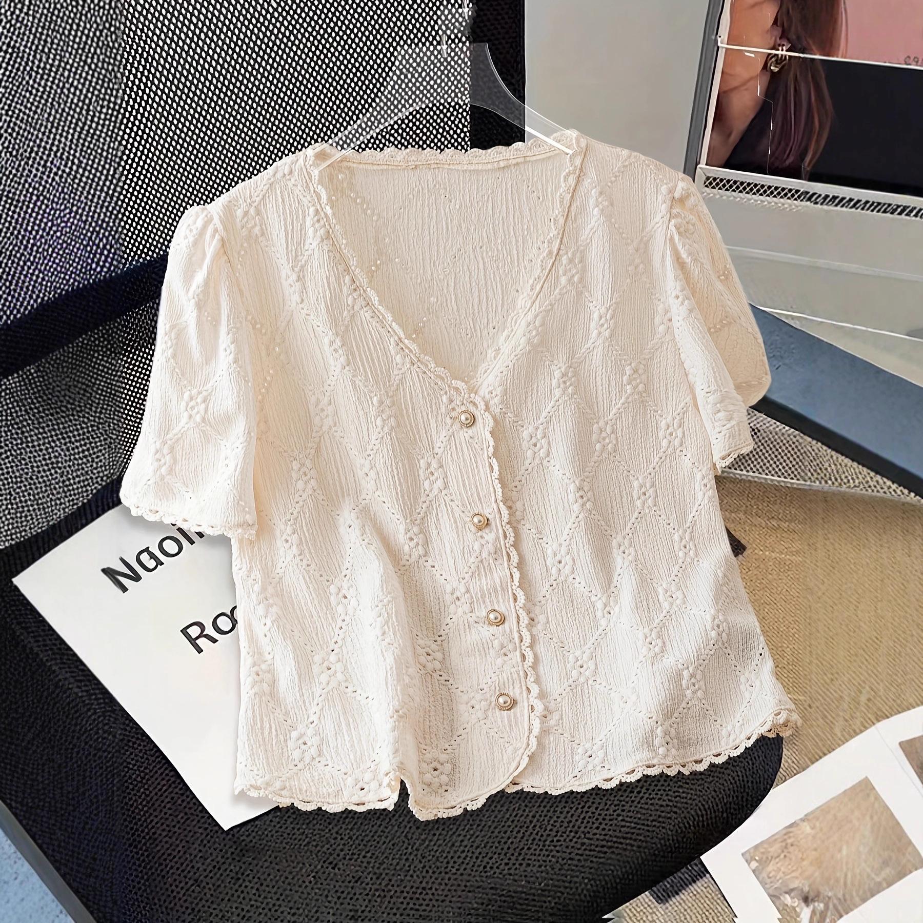 

Солодкий квітковий вишитий топ на ґудзиках з V-подібним вирізом та короткими рукавами, мереживний M вершковий/білий