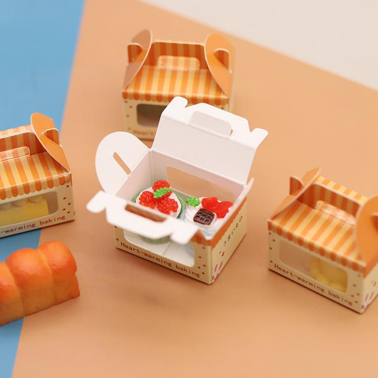 Good-Looking Simulation Mini Cake Toast Dessert Box 1:12 Doll House Scene Small Accessories Play House Small Toys