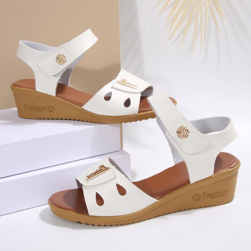 Large-sized One-strap Mid-heel Sandals Women's Velcro Perforated Shoes Beach Flip-flops