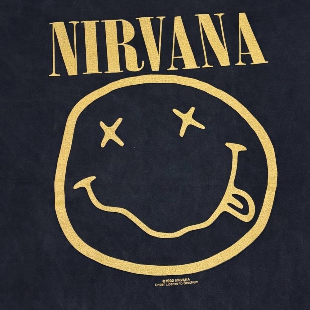 NIRVANA 1992 Smiley Flower Sniffin Tour Vintage L Single Stitch T-Shirt REPRINT