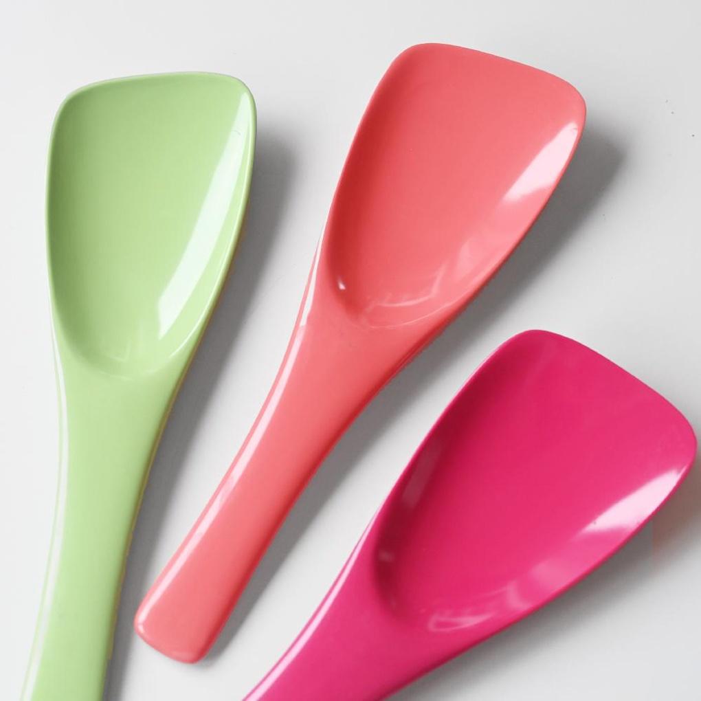 Crayon Pastel Melamine Cookware Triangular Spatula