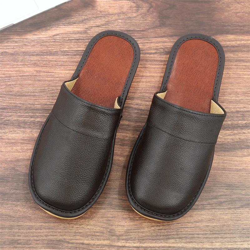 Closed-Toe Cowhide Slippers with Thickened Non-Slip Sole for All Seasons