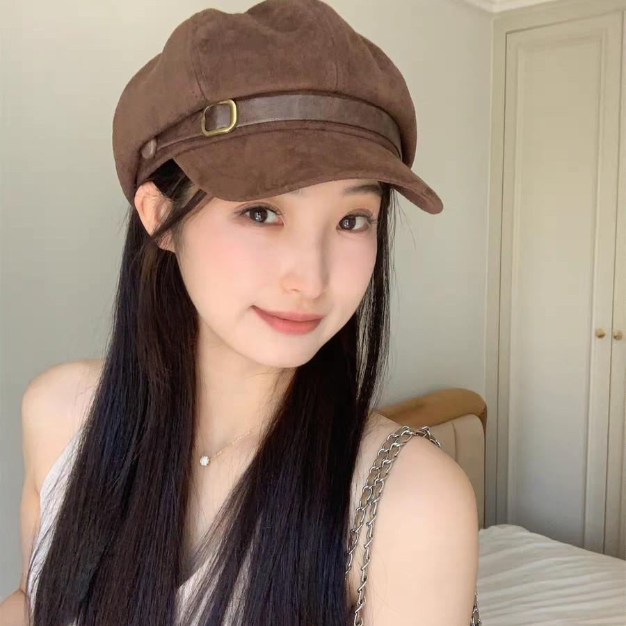 New British-style vintage beret for women, versatile for autumn, makes the face look smaller, with a high-end feel, made of suede fabric
