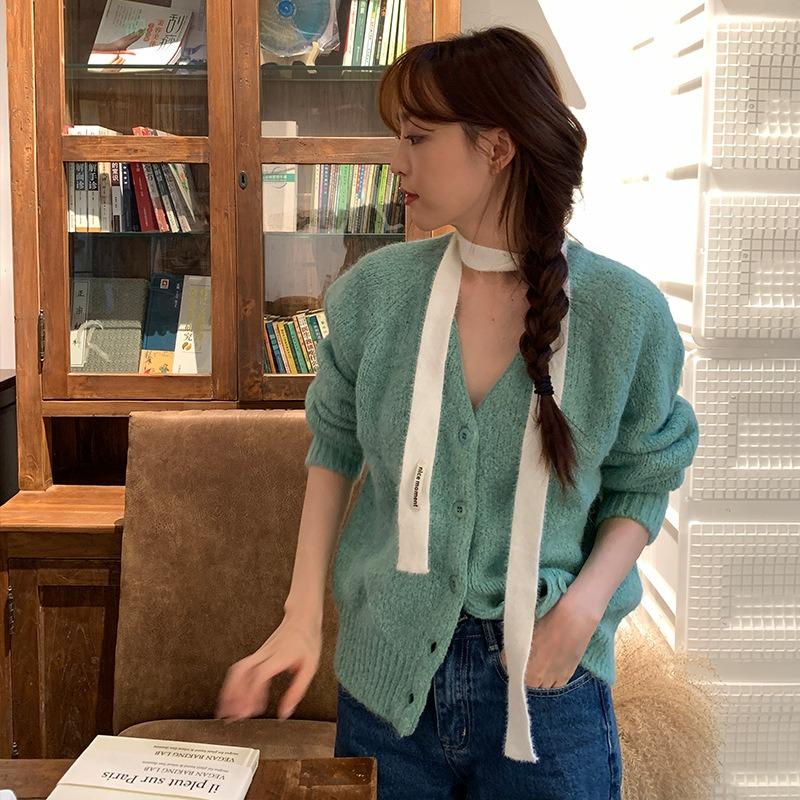Thin and narrow long plush scarf women's autumn and winter niche design sense Spice girl versatile decorative scarf