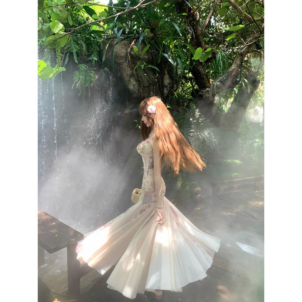Women's summer seaside vacation waist is beautiful, beautiful floral mesh suspender dress, hip-wrapped fishtail dress