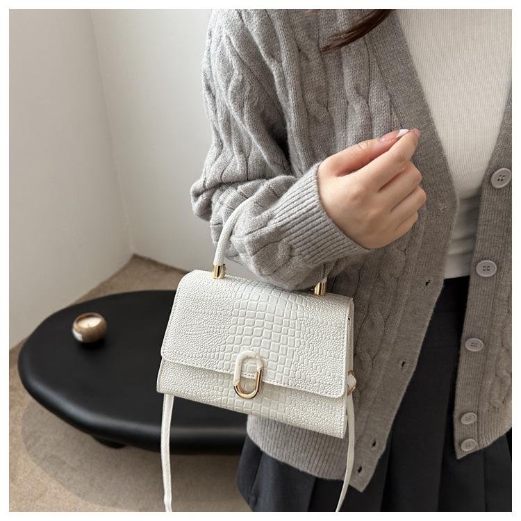 Women’s Crocodile Pattern Crossbody Shoulder Bag Fashion Textured Handbag Stylish Small Square Bag