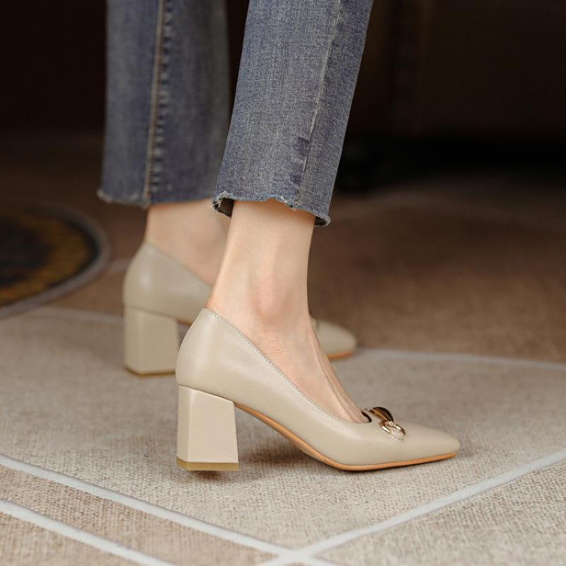 Nowa moda pojedyncze buty damskie stopa guma miękka podeszwa duży rozmiar kwadratowy obcas wygodny średni obcas jednolity kolor jeden pedał buty pojedyncze na cztery pory roku