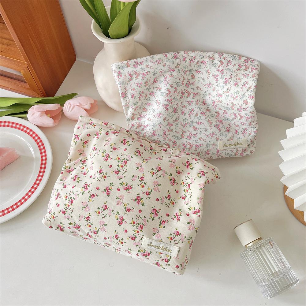 Floral Print Large Capacity Makeup Bag Women Cosmetic Organizer Portable Toiletry Case for Girls
