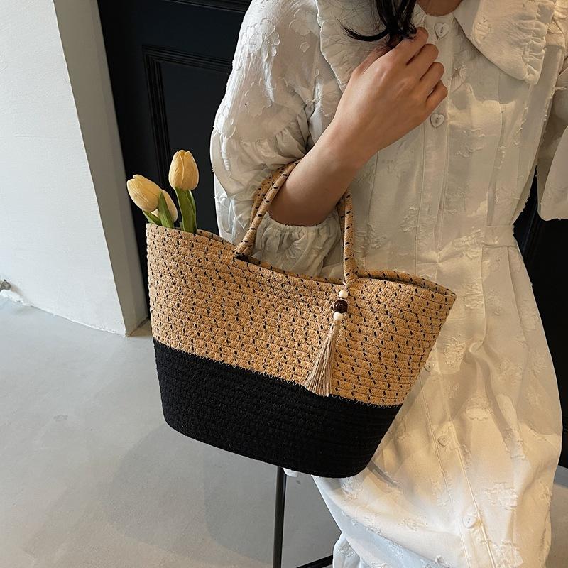 Large Capacity Bag Women's 2025 New Holiday Woven Vegetable Basket Hand Bag Large Capacity Tote Bag