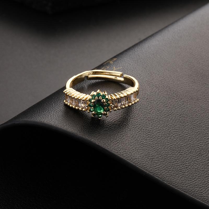 Vintage grandmother green gemstone ring zircon eye snake metal ring niche design temperament open ring