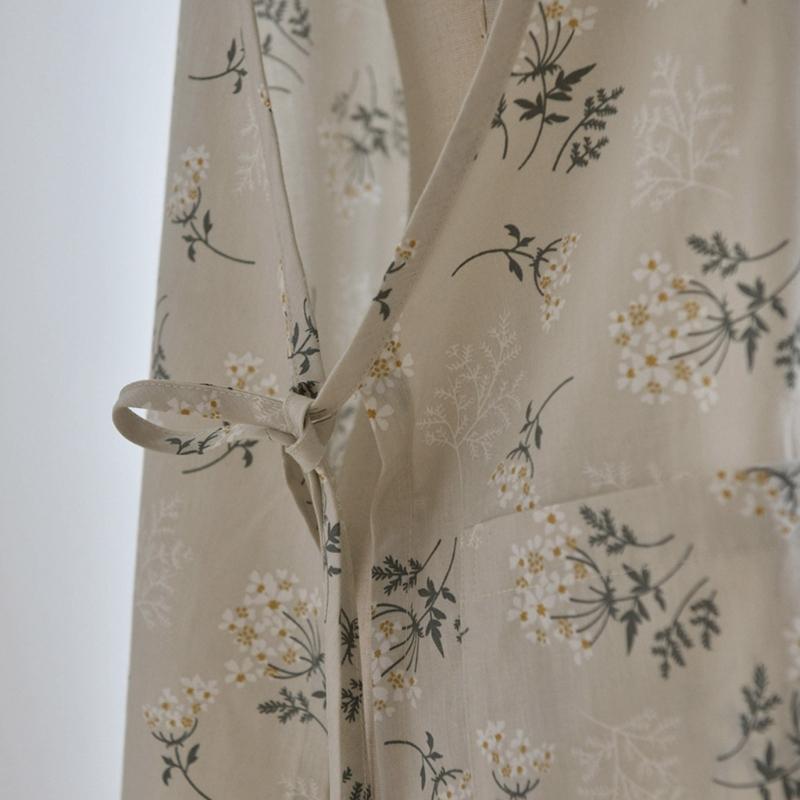 Cotton Linen Apron Split Neck Design Adjustable Tie Floral Pattern Large Pockets For Cooking Gardening