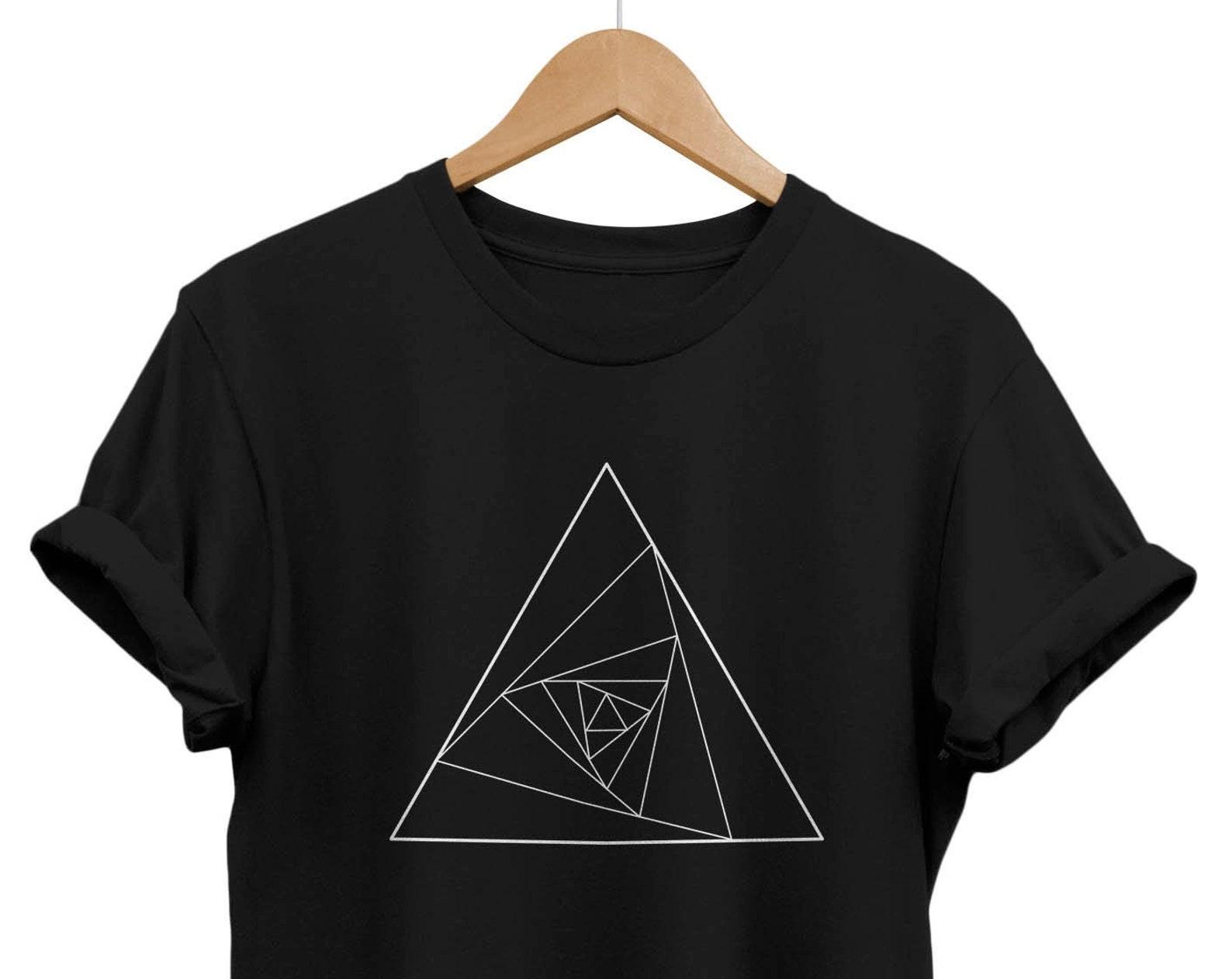 Minimalist Abstract Triangle T-Shirt: Artsy Geometric Tee 2XL
