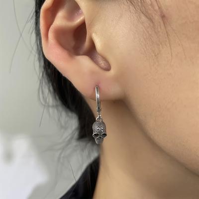 Totenkopf Totenkopf Ohrstecker Dark Girl Style Persönlichkeit Hip Hop Neutraler Stil Rowdy Schön Fortgeschrittener Sinn Retro Geisterkopf Ohrringe Männer