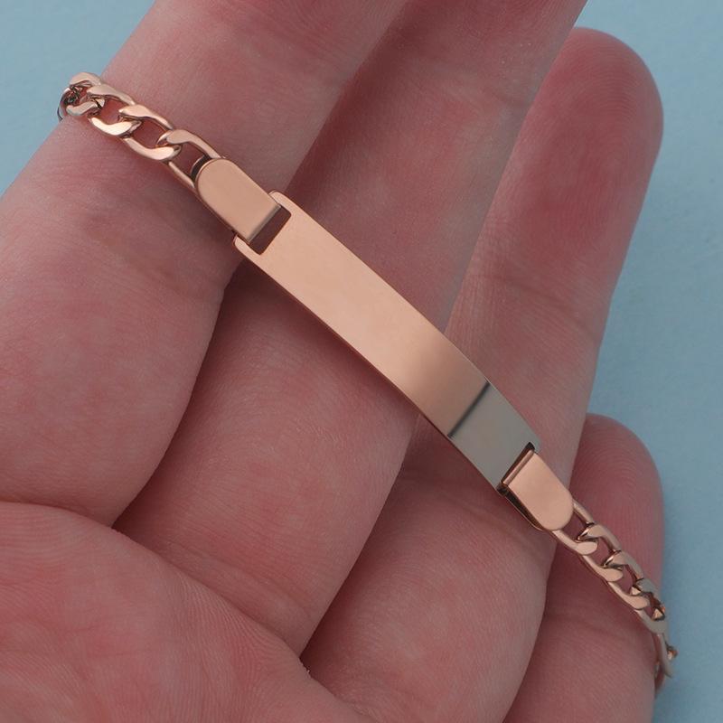 Rostfritt stål Laserbokstäver Armband Personliga presentsmycken