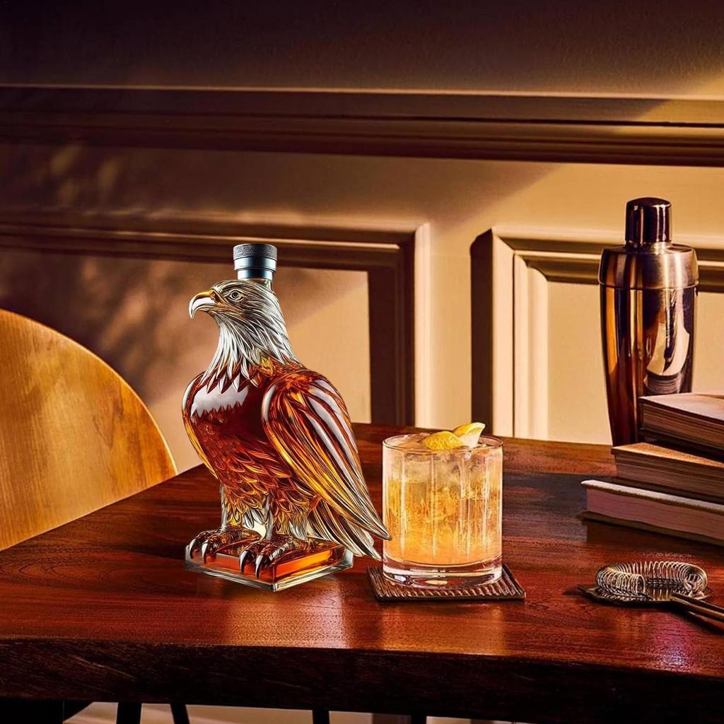 Eagle Decanter Glass Animal-Shaped Whiskey Bottles Collectible Novelty Container for Beer Tasting Home Decor Wedding Father's