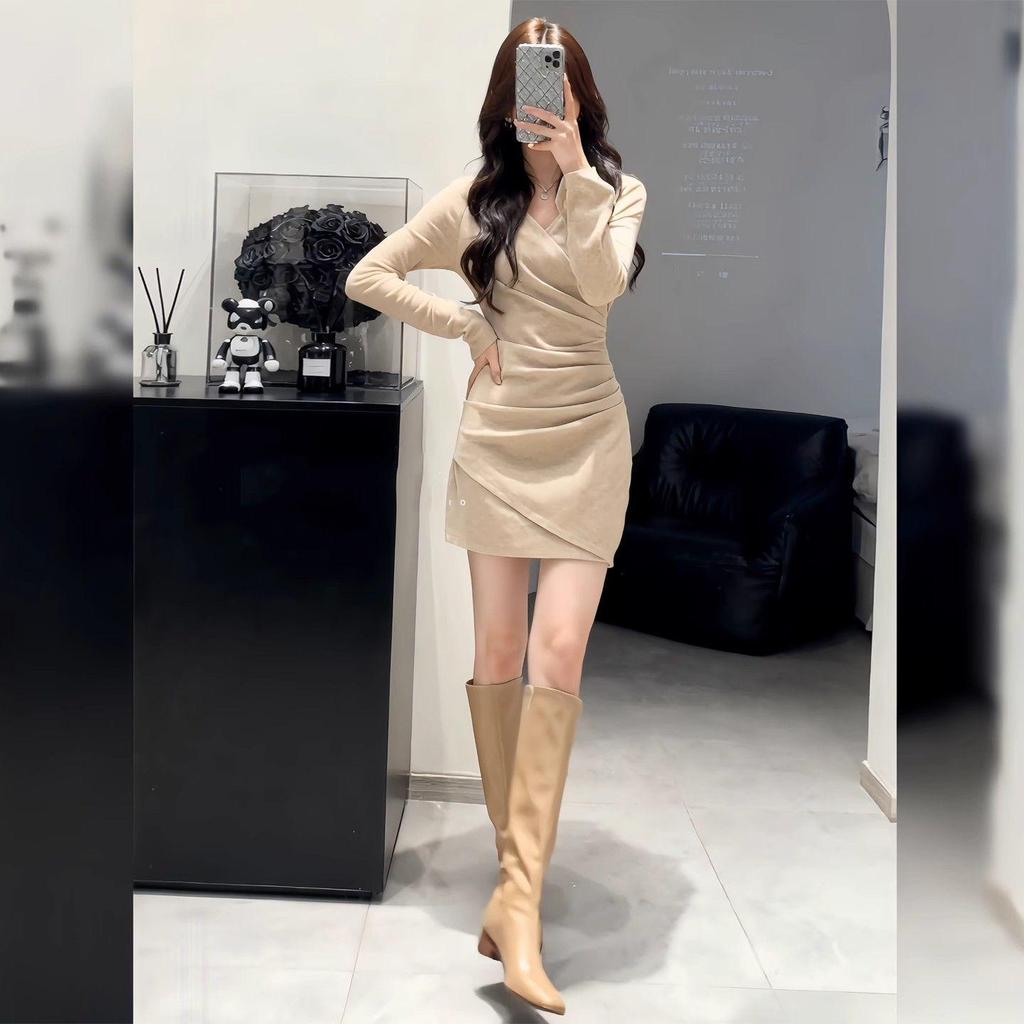 Petite High-End V-Neck Bell Sleeve Bodycon Dress with Cinched Waist Short Skirt