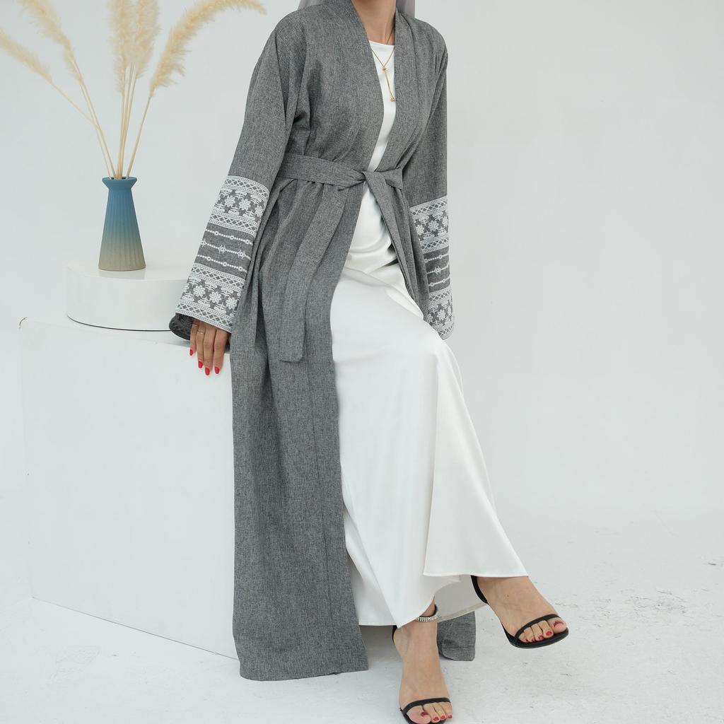 Loriya2024 Middle East Elegant Embroidered Cardigan Robe LR701