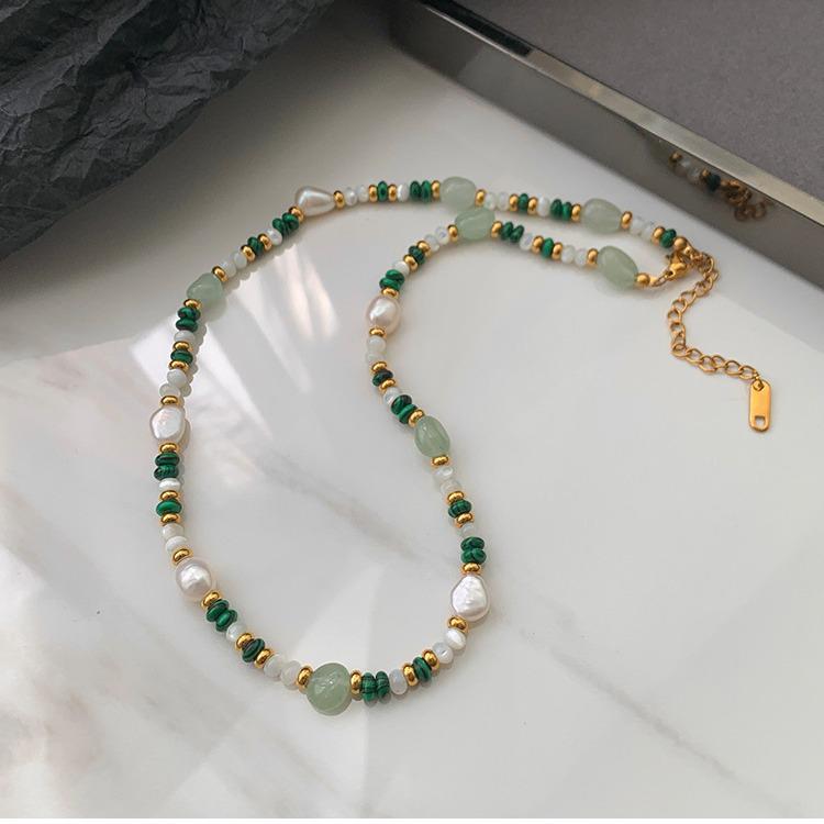 Irregular Freshwater Pearl and Malachite Green Aventurine Necklace - Women's Luxury Natural Stone Choker
